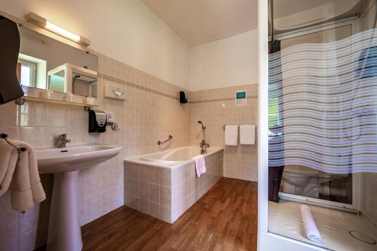 Auberge De Kerveoc'H Douarnenez Eksteriør bilde